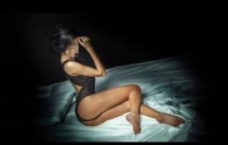 Индивидуалка Амира