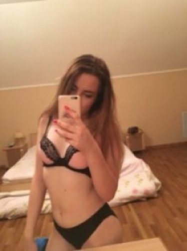 Индивидуалка Каралина есть подружка