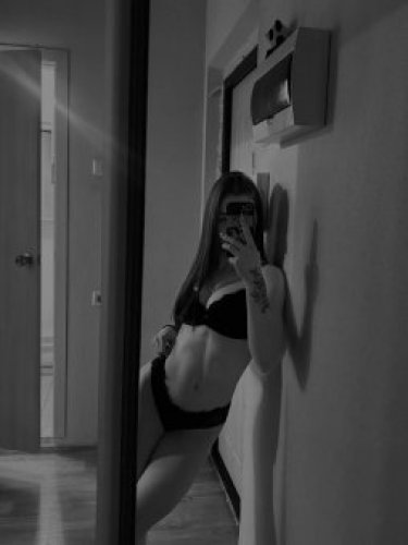 Индивидуалка Лена